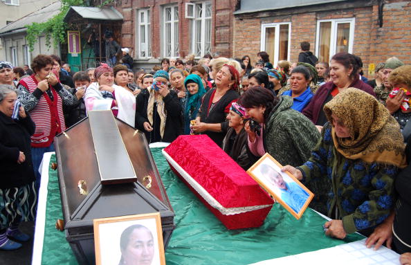 В Северной  Осетии  объявлен траур 10 сентября по жертвам  смертника, взорвавшего себя на центральном рынке Владикавказа. Фото: STR/AFP/Getty Images 