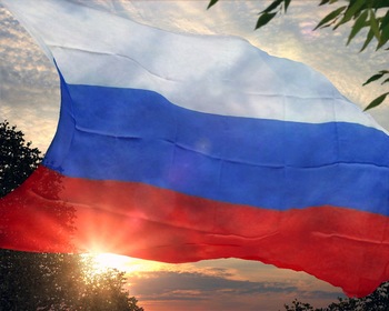 В Санкт-Петербурге был создан  живой флаг России