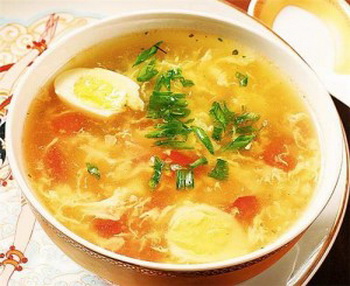 Куриный суп помогает справиться с простудой