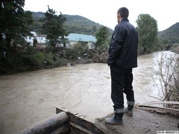 Наводнения в Туапсинском районе. Число жертв возросло до 14 человек, пострадавшие получат компенсацию  по 10 тысяч рублей