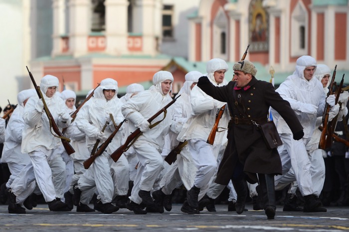 На Красной площади прошла генеральная репетиция марша в честь парада 7 ноября 1941 года