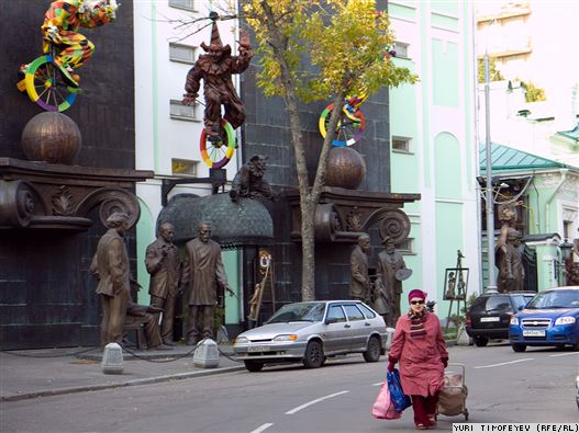 Перенос памятника Петру I автора  Зураба Церетели будет стоить москвичам 1 млрд руб.