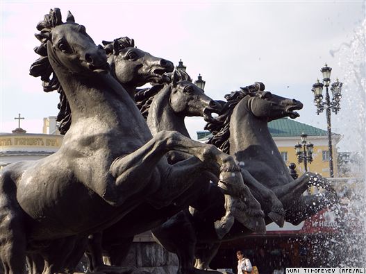 Перенос памятника Петру I автора  Зураба Церетели будет стоить москвичам 1 млрд руб.