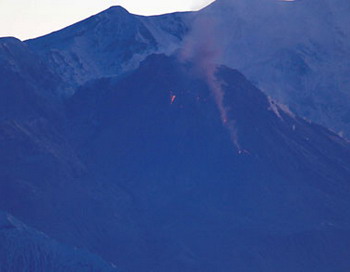 Извержение вулканов на Камчатке прекратилось