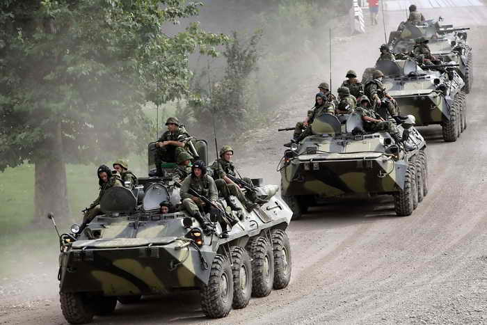Российские мотострелки в Абхазии получат БТР с кондиционерами