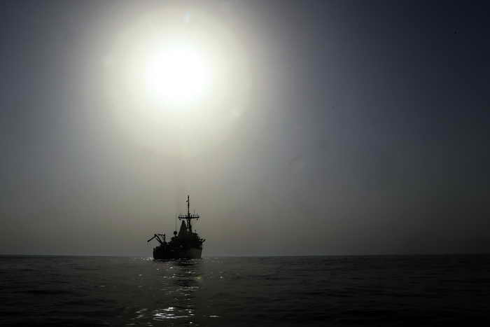 Военный корабль в море. Фото: MARWAN NAAMANI/AFP/Getty Image