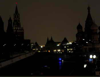 Москва. Международная акция «Час Земли». Фото: ANDREY SMIRNOV/AFP/Getty Images