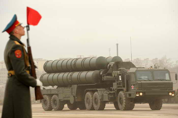 Российское оружие пользуется большим спросом на мировом рынке. Фото: KIRILL KUDRYAVTSEV/AFP/Getty Images