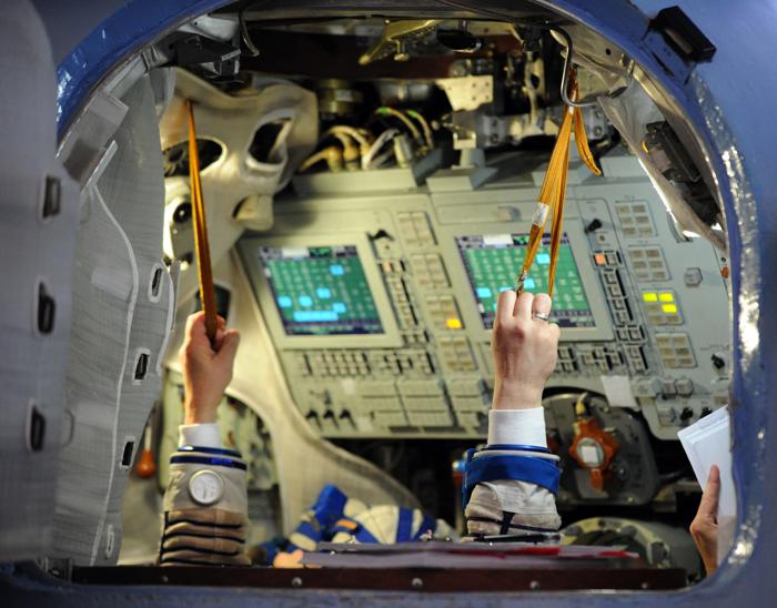Космонавты приступили к предполётным экзаменам перед экспедицией на МКС
