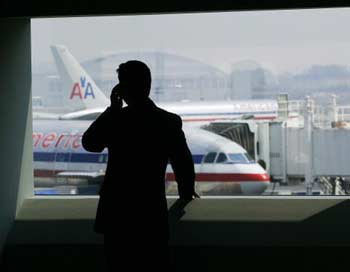 В России разрешили мобильную связь в самолетах