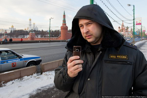 Цензура «Яндекса» скрывает плакат с Ходорковским  «Пора меняться» - утверждают блогеры. Фото с сайта echo.msk.ru