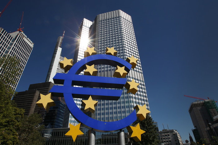 Еврозона надеется на лучшие времена. Фото: DANIEL ROLAND/AFP/Getty Images