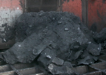 В Киргизии три «чёрных шахтёра» заблокированы селем в шахте