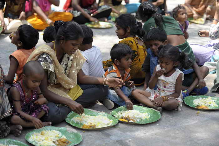 Дешёвое зерно будут получать бедные семьи в Индии