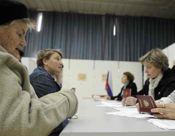 Выборы. На избирательном участке. Фото: DAVID BUIMOVITCH/AFP/Getty Images