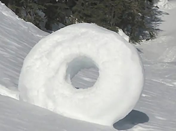 Снежные кольца - причуда природы