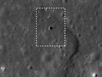 На Луне найдено отверстие в туннель
