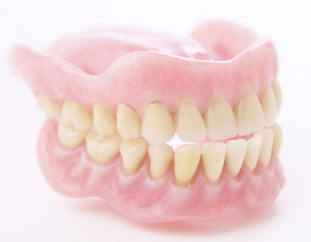 Альтернатива ДНК: образцы зубов могут ускорить время и повысить точность определения жертв массовых бедствий. Фото с сайта Photos.com