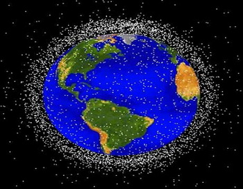Спутник - «дворник» уберёт космический мусор. Фото: NASA