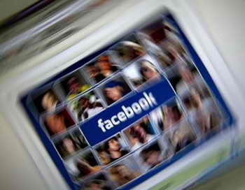 Фэйсбук крадёт наше счастье