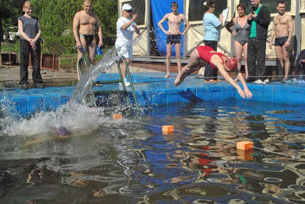 Красноярский чемпионат по плаванию в холодной воде. Фоторепортаж
