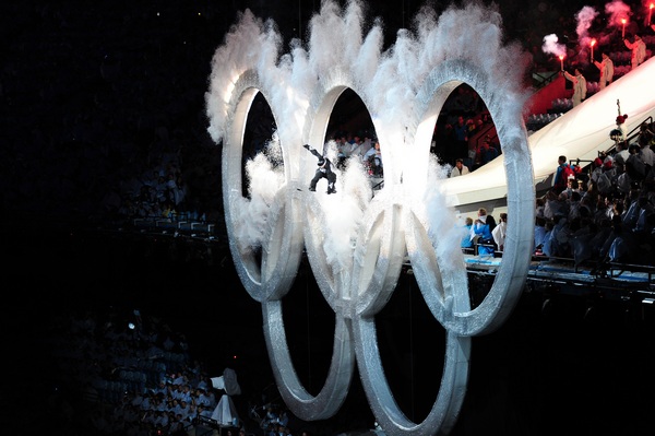 В Ванкувере XXI зимняя Олимпиада объявлена открытой. Фоторепортаж