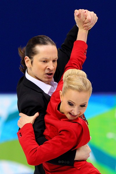 Оксана Домнина и Максим Шабалин выиграли обязательный танец. Фоторепортаж
