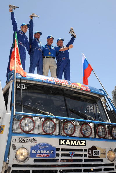 Владимир Чагин и российская команда «КАМАЗ-Мастер» выиграли ралли-рейд «Дакар-2011»