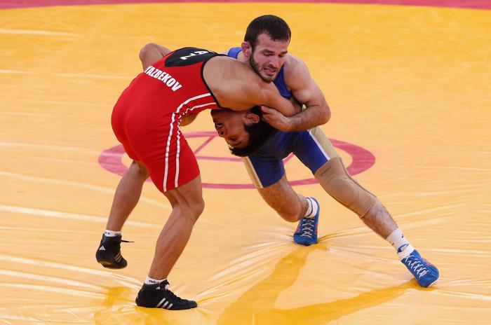 Джамал Отарсултанов – борец  из России, завоевал золотую медаль Олимпиады