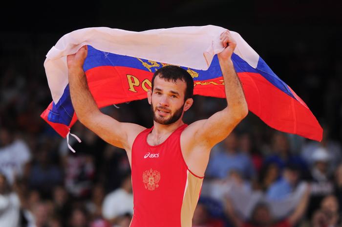 Джамал Отарсултанов – борец  из России, завоевал золотую медаль Олимпиады