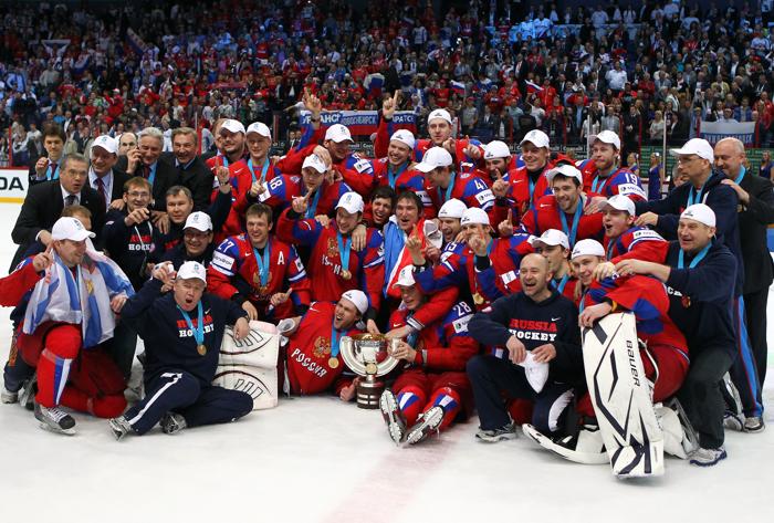 Хоккеисты России — чемпионы мира, празднуют победу. Фоторепортаж из Хельсинки