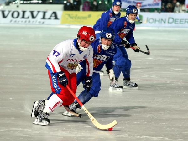 Чемпионом мира по хоккею с мячом стала сборная России