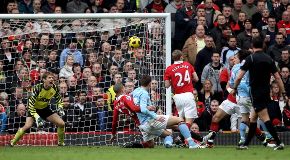 Гол Руни принес победу «Манчестер Юнайтед» над «Манчестер Сити». Фото: Alex Livesey/Getty Images