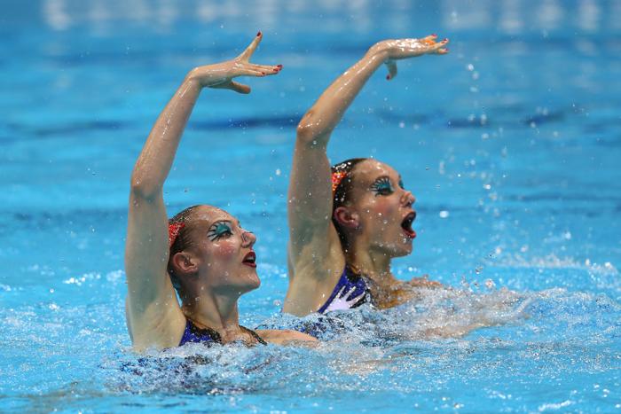 Наталья Ищенко и Светлана Ромашина завоевали олимпийское золото по синхронному плаванию в дуэте