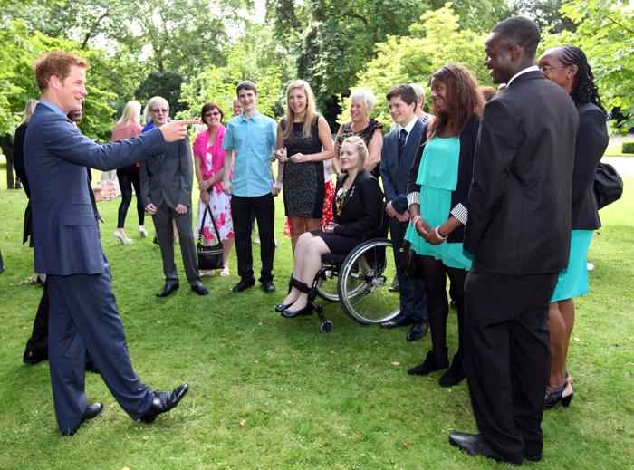 Принц Гарри принимал молодых спортсменов в Clarence House в Лондоне