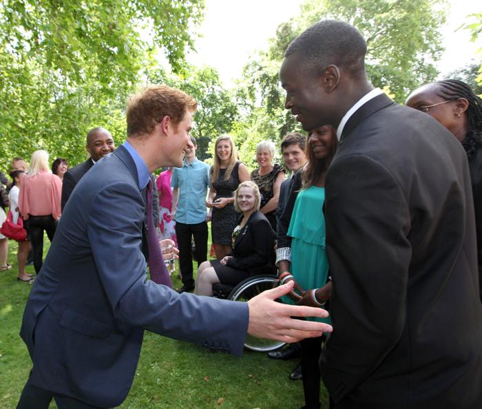 Принц Гарри принимал молодых спортсменов в Clarence House в Лондоне