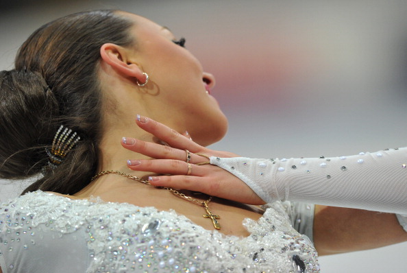 ЧЕ-2011. Екатерина Боброва и Дмитрий Соловьев заняли второе место в короткой программе в танцах на льду