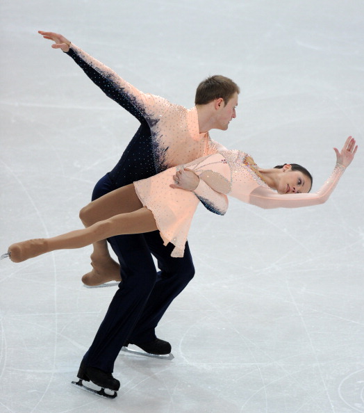 ЧЕ-2011. Кавагути и Смирнов заняли второе место в короткой программе спортивных пар по фигурному катанию