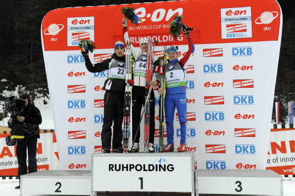 Биатлонист Иван Черезов выиграл бронзу на пятом этапе Кубка мира