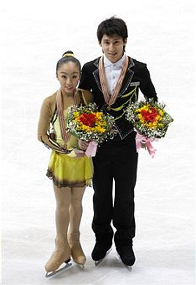 В танцах на льду россияне завоевали золото и серебро на чемпионате мира по фигурному катанию среди юниоров