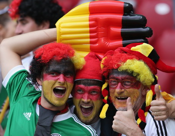 Немецкие фанаты на Евро-2012.  Фото: Alex Grimm/Getty Images 