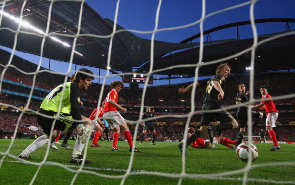 "Бенфике"  обыграл "Ливерпуль" в матче 1/4 финала Лиги Европы. Фото