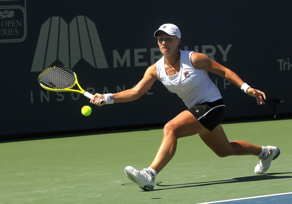 Светлана Кузнецова победила на турнире серии WTA в Сан-Диего. Фоторепортаж