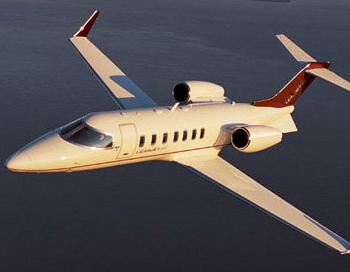 Learjet из Ливии приземлился в Каире