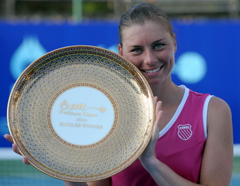 Вера Звонарева одержала победу в турнире серии WTA в Таиланде