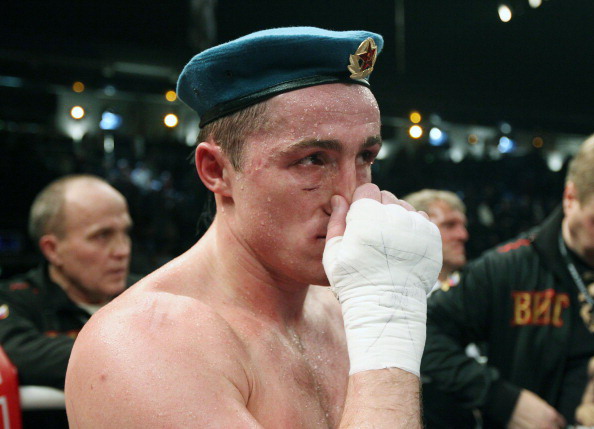 Денис Лебедев не стал чемпионом мира по боксу
