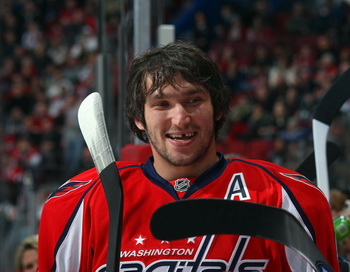 Овечкин стал обладателем приза "Самый выдающий игрок НХЛ"