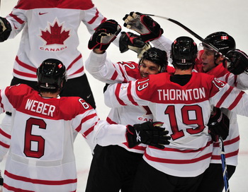 Сборная Канады вышла в полуфинал олимпийского хоккейного турнира