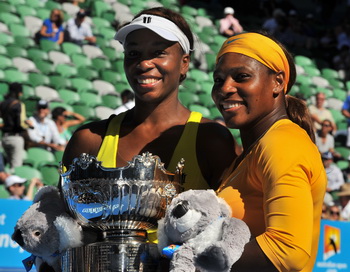 Сестры Винус и Серена Уильямс выиграли Australian Open. Фото: PAUL CROCK/AFP/Getty Images 