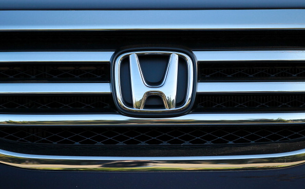 Honda объявила о возможной неисправности подушек безопасности в  304 000 автомобилях